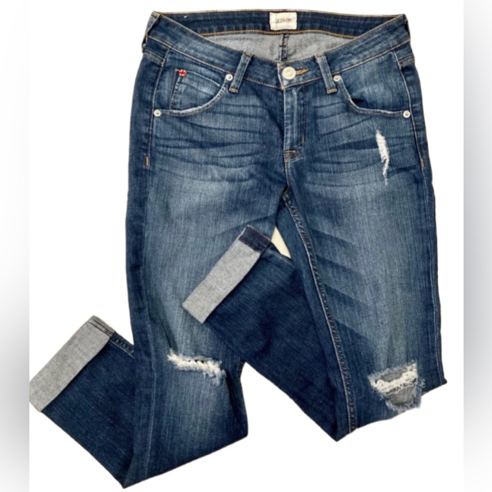 Vintage late 90s, size 26, Hudson Bacara jeans. Crop straight cuffed. Low rise.